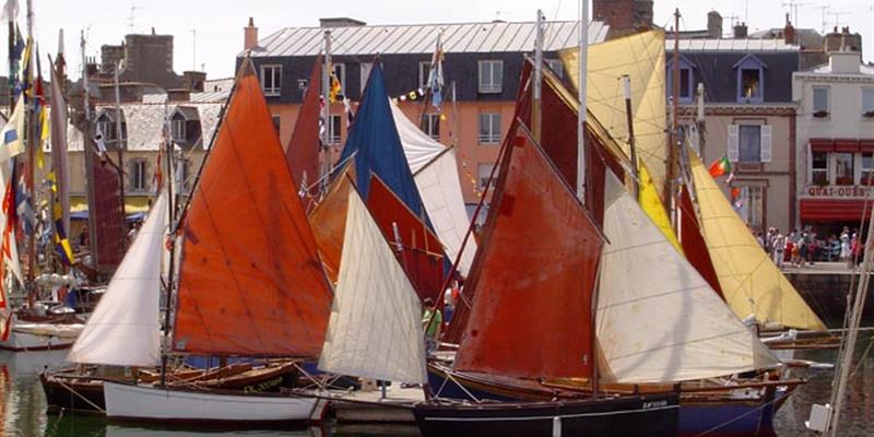 hotel paimpol - festival du chant de marin 